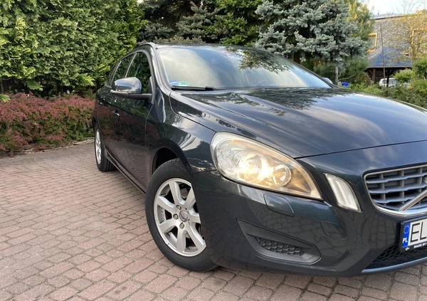 Volvo V60 cena 35500 przebieg: 260000, rok produkcji 2012 z Zabrze małe 781